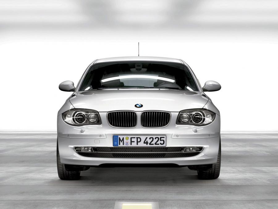  BMW 120i 3-Door 2007 года  (фото 56 из 70)